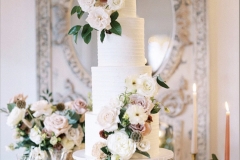 Netural Floral Cake